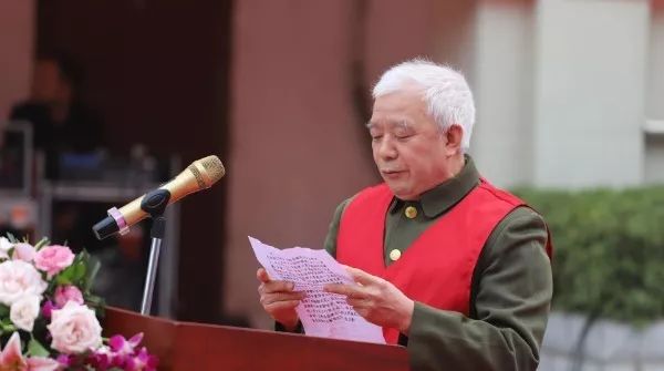 65岁退伍老兵抗癌14年,最终康复,他是如何做到的?抗癌英雄，退伍老兵的重生之路，如何战胜病魔长达十四年的奇迹？
